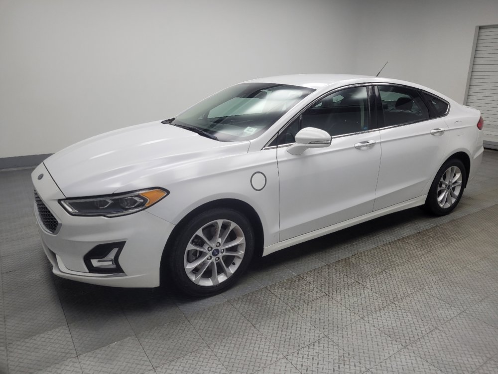 Used 2020 Ford Fusion Energi Titanium FWD image 2