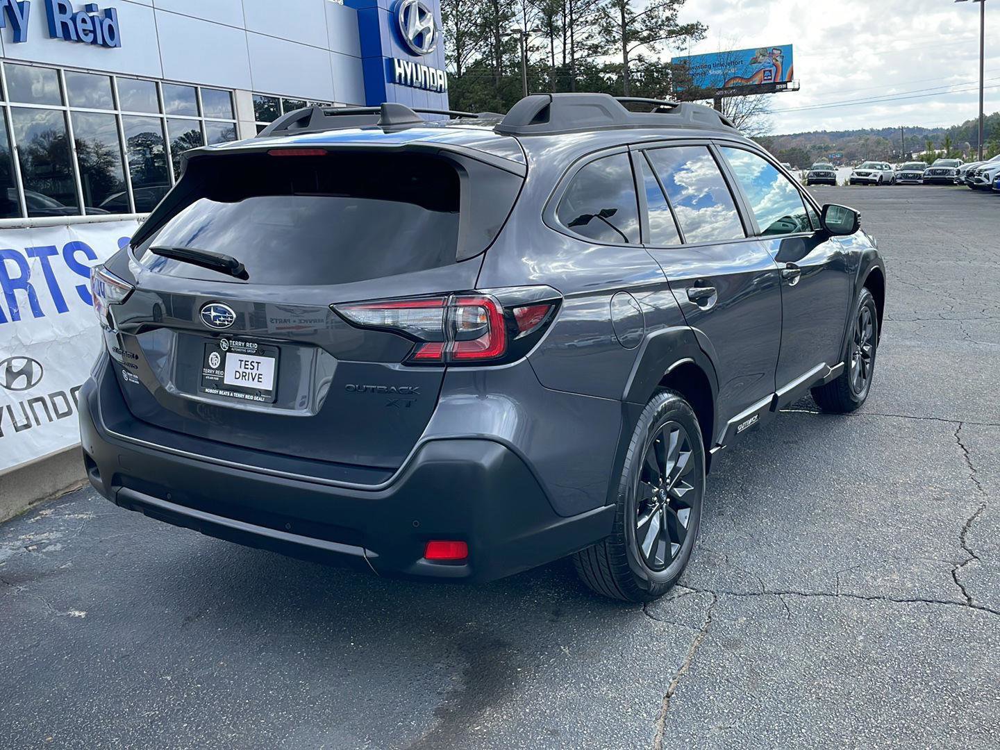 Used 2023 Subaru Outback Onyx Edition XT image 23
