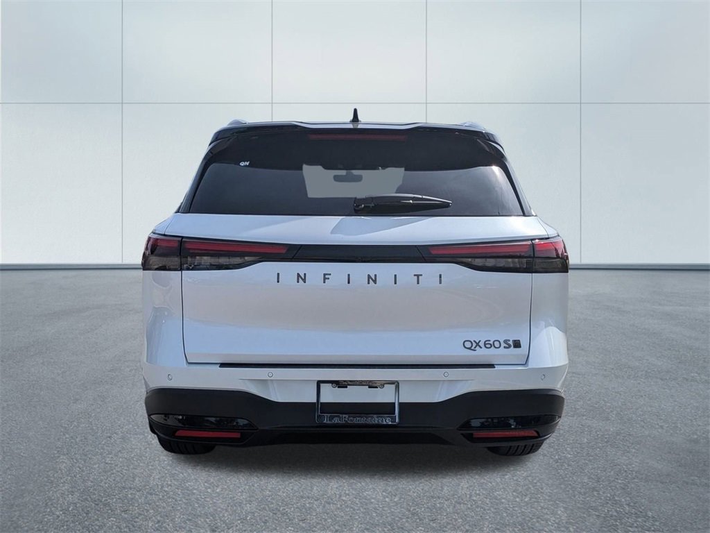 New 2026 INFINITI QX60 Luxe w/ Dark Cargo Package image 4