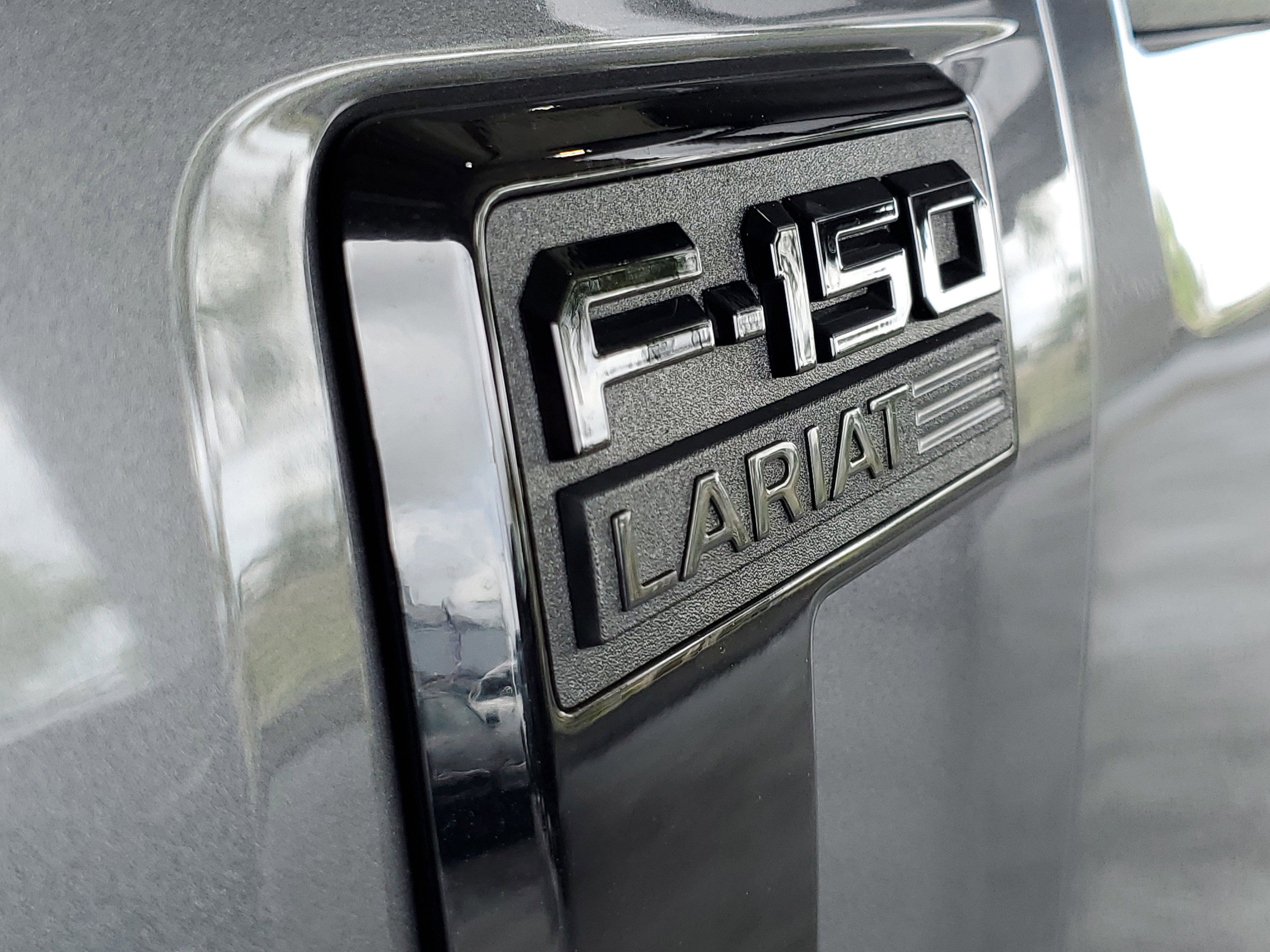 Used 2024 Ford F150 Lariat AWD/4WD image 5