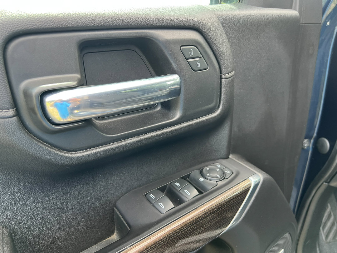 Used 2020 Chevrolet Silverado 1500 LT Trail Boss image 15