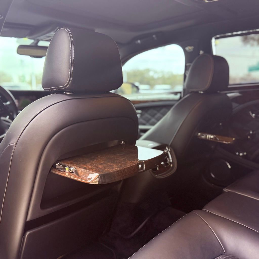 Used 2014 Bentley Mulsanne RWD image 21