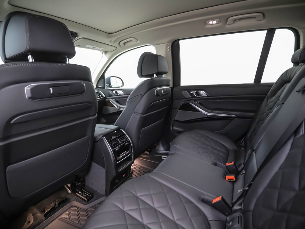New 2026 BMW X7 xDrive40i image 21