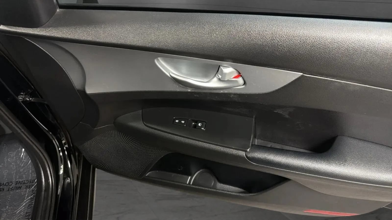 Used 2023 Kia Forte LXS FWD image 18