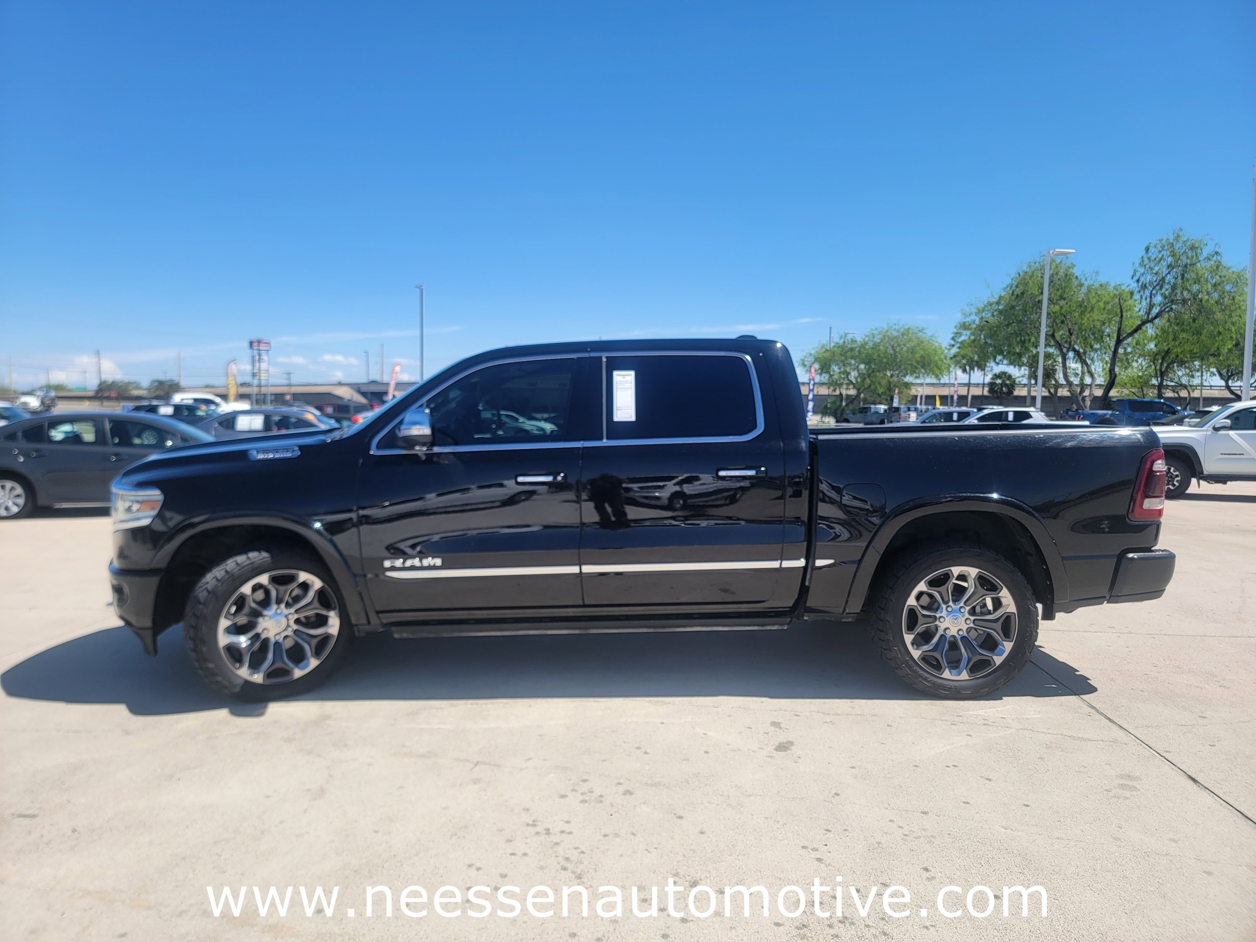 Used 2022 RAM 1500 Limited image 4