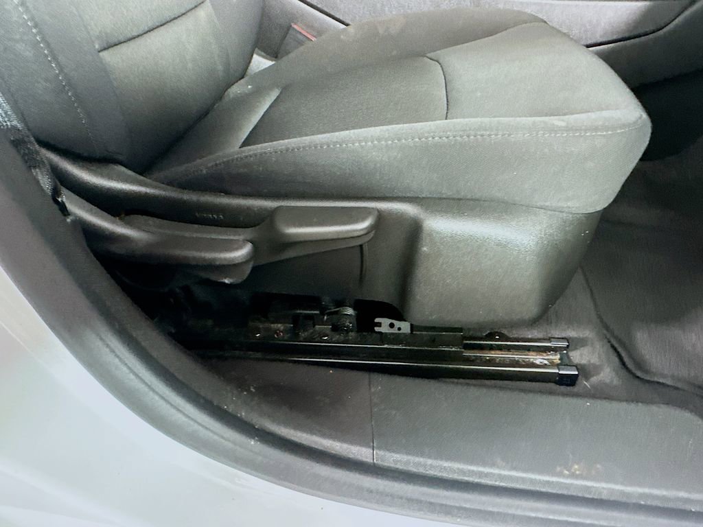 Used 2022 Chevrolet Malibu LT image 22