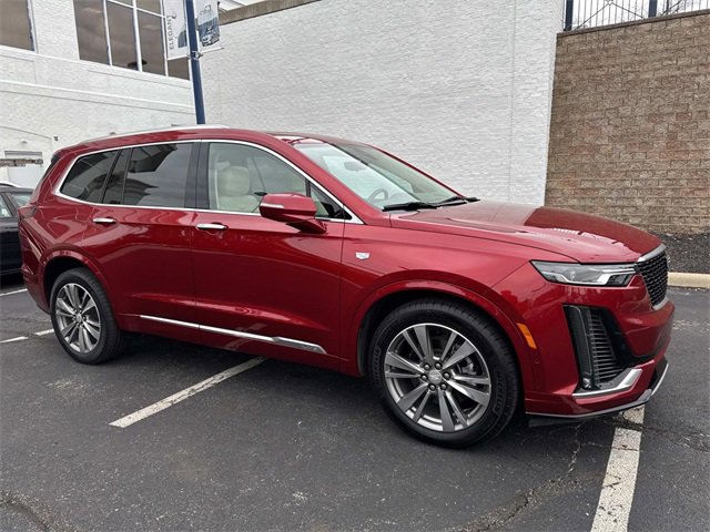 Used 2021 Cadillac XT6 Premium Luxury image 7