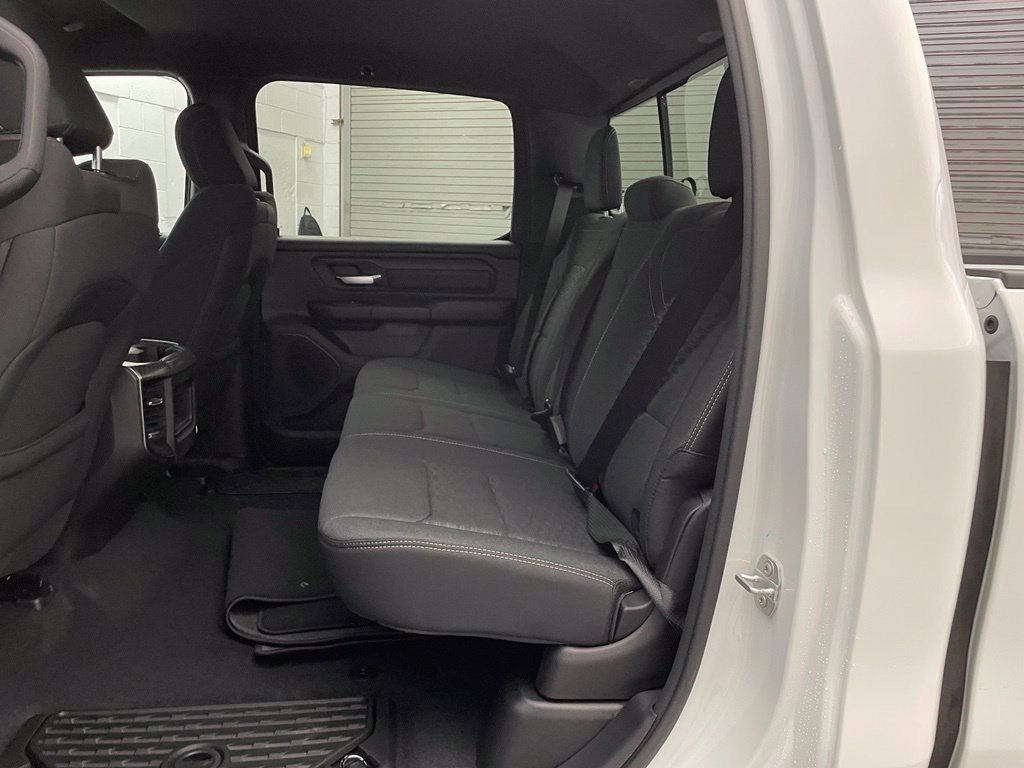 New 2026 RAM 1500 Express AWD/4WD image 18