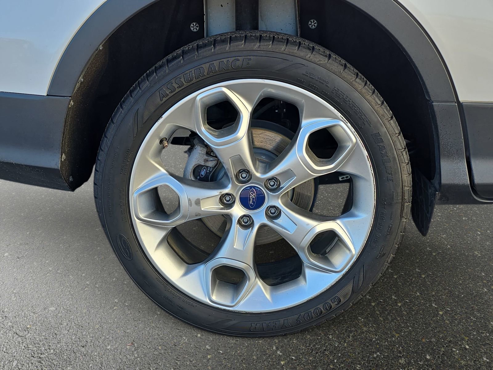 Used 2014 Ford Escape Titanium w/ Equipment Group 401A image 32