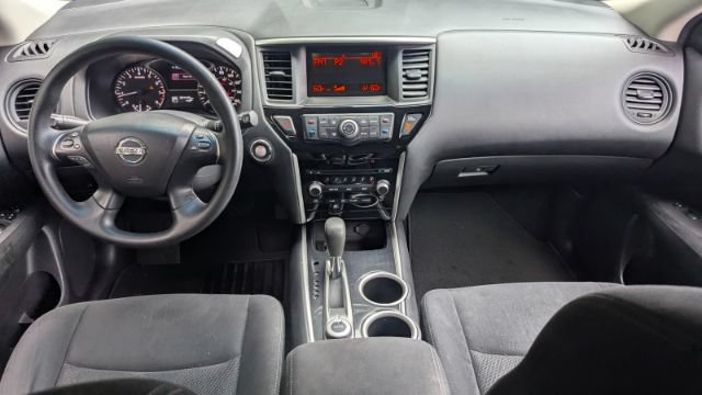 Used 2014 Nissan Pathfinder S AWD/4WD image 24