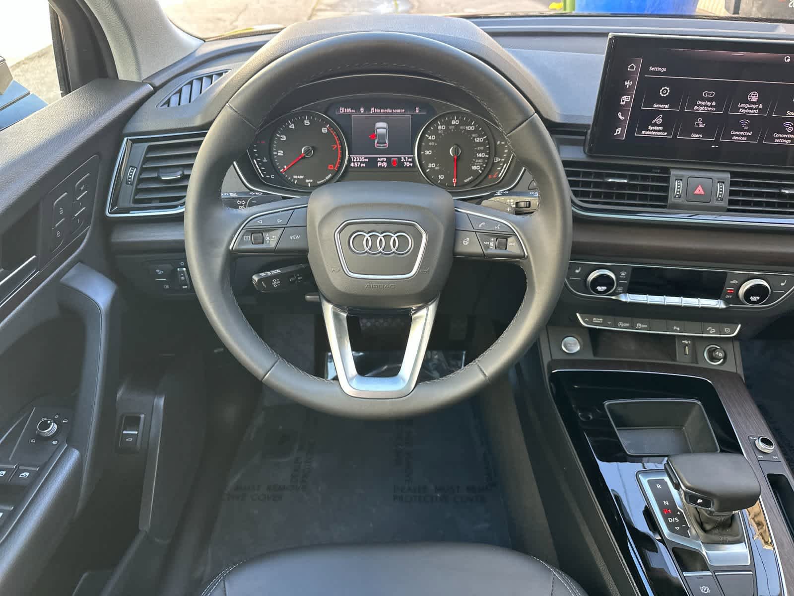 Used 2023 Audi Q5 2.0T Premium w/ Convenience Package AWD/4WD image 14
