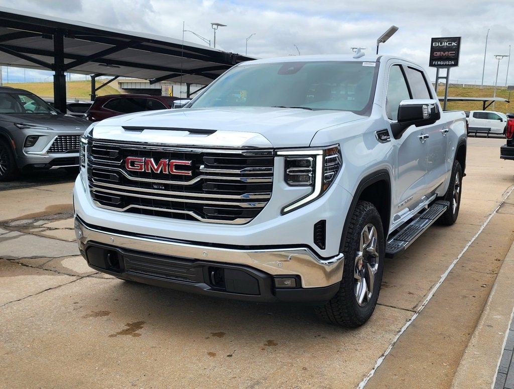New 2026 GMC Sierra 1500 SLT w/ SLT Premium Plus Package image 8