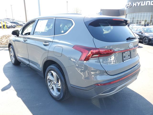 Used 2021 Hyundai Santa Fe SE image 3