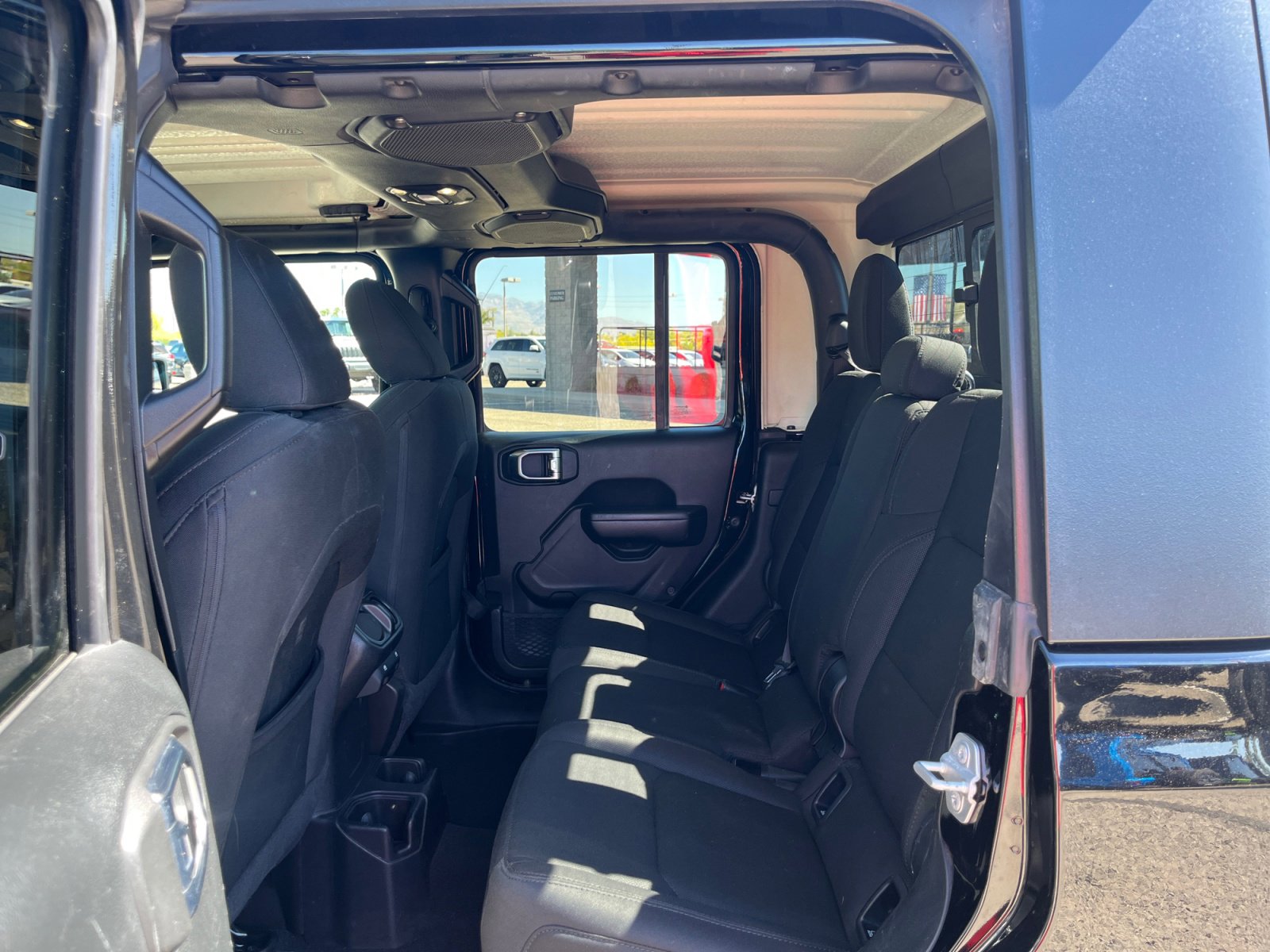 Used 2020 Jeep Gladiator Sport w/ Quick Order Package 24S image 17