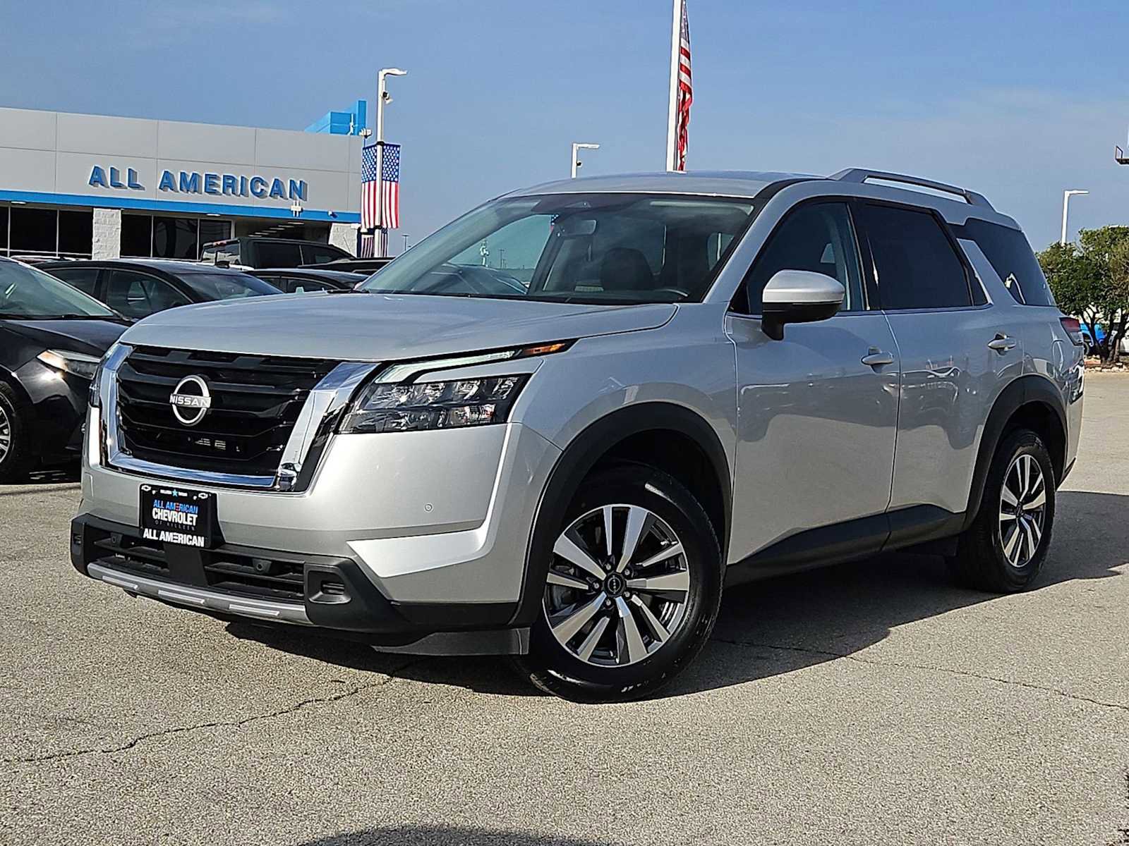 Used 2025 Nissan Pathfinder SL