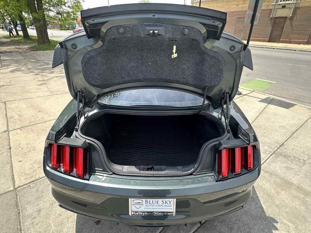 Used 2016 Ford Mustang Coupe RWD image 29