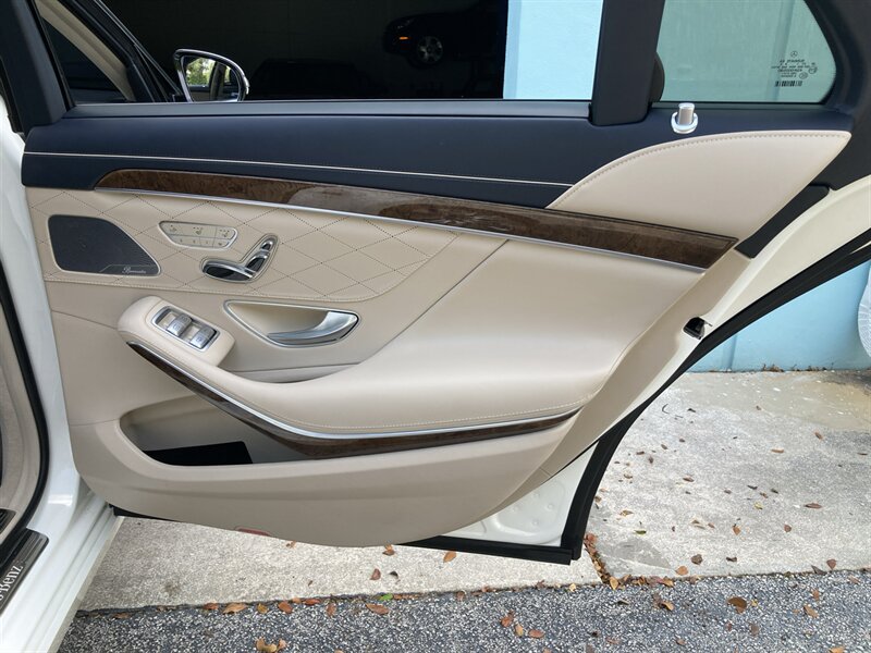 Used 2015 Mercedes-Benz S 550 Sedan image 40