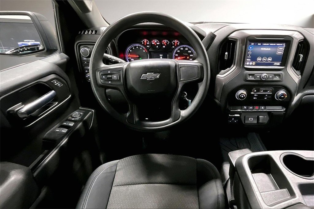 Used 2020 Chevrolet Silverado 1500 Custom Trail Boss w/ Custom Convenience Package image 9