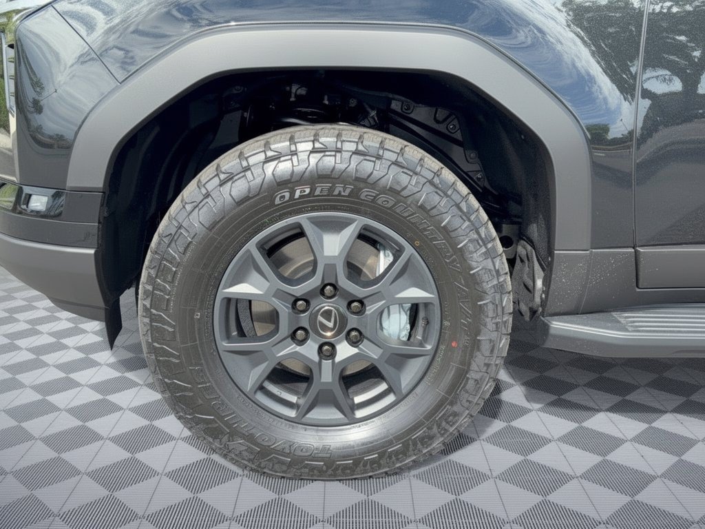 New 2026 Lexus GX 550 AWD/4WD image 13