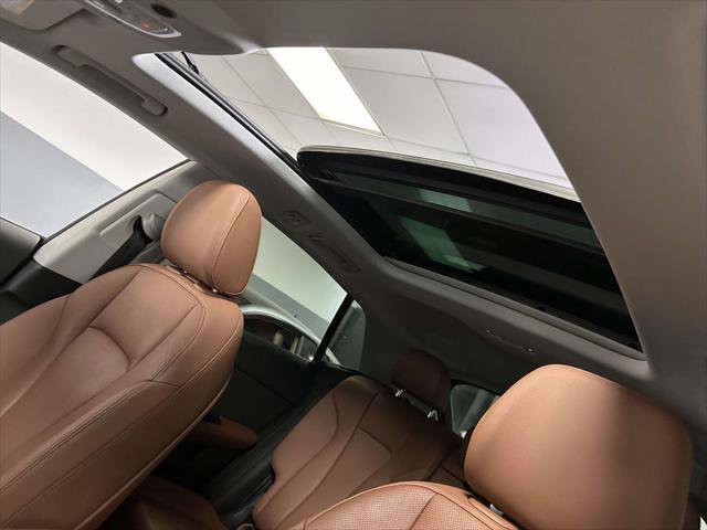 Used 2023 Audi Q8 Premium Plus w/ Premium Plus Package AWD/4WD image 13