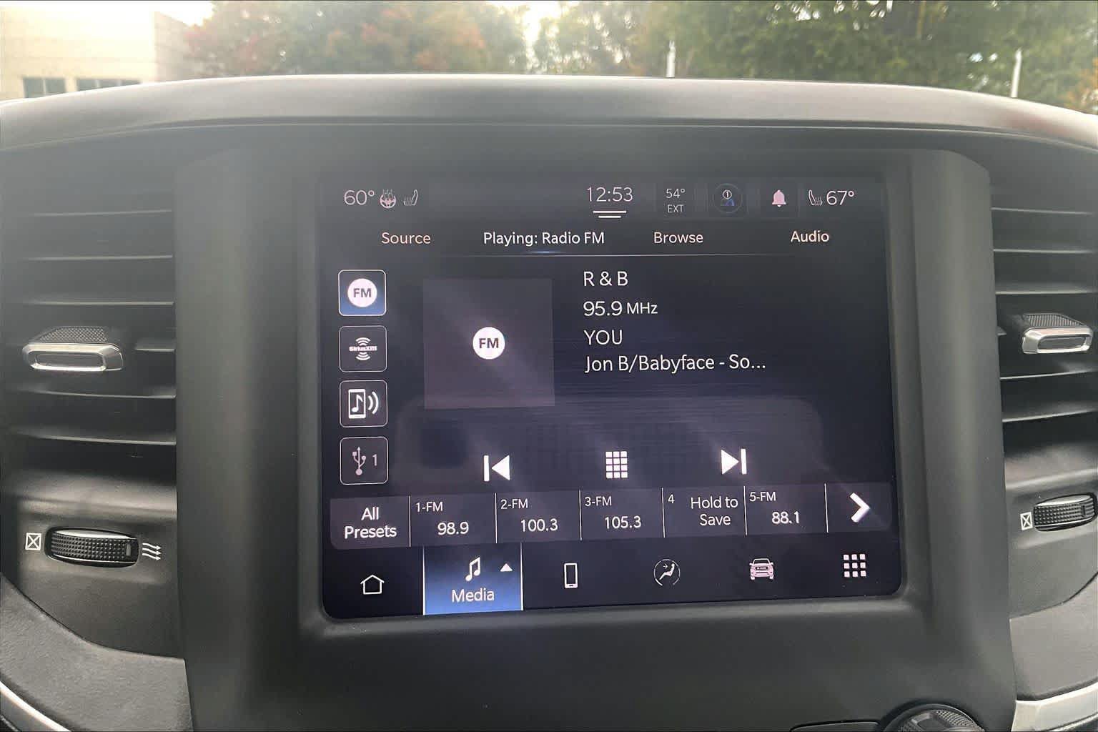 Used 2022 RAM 1500 Big Horn AWD/4WD image 33