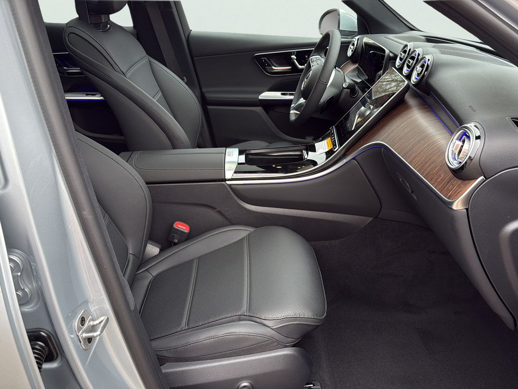 Certified 2026 Mercedes-Benz GLC 300 4MATIC image 21
