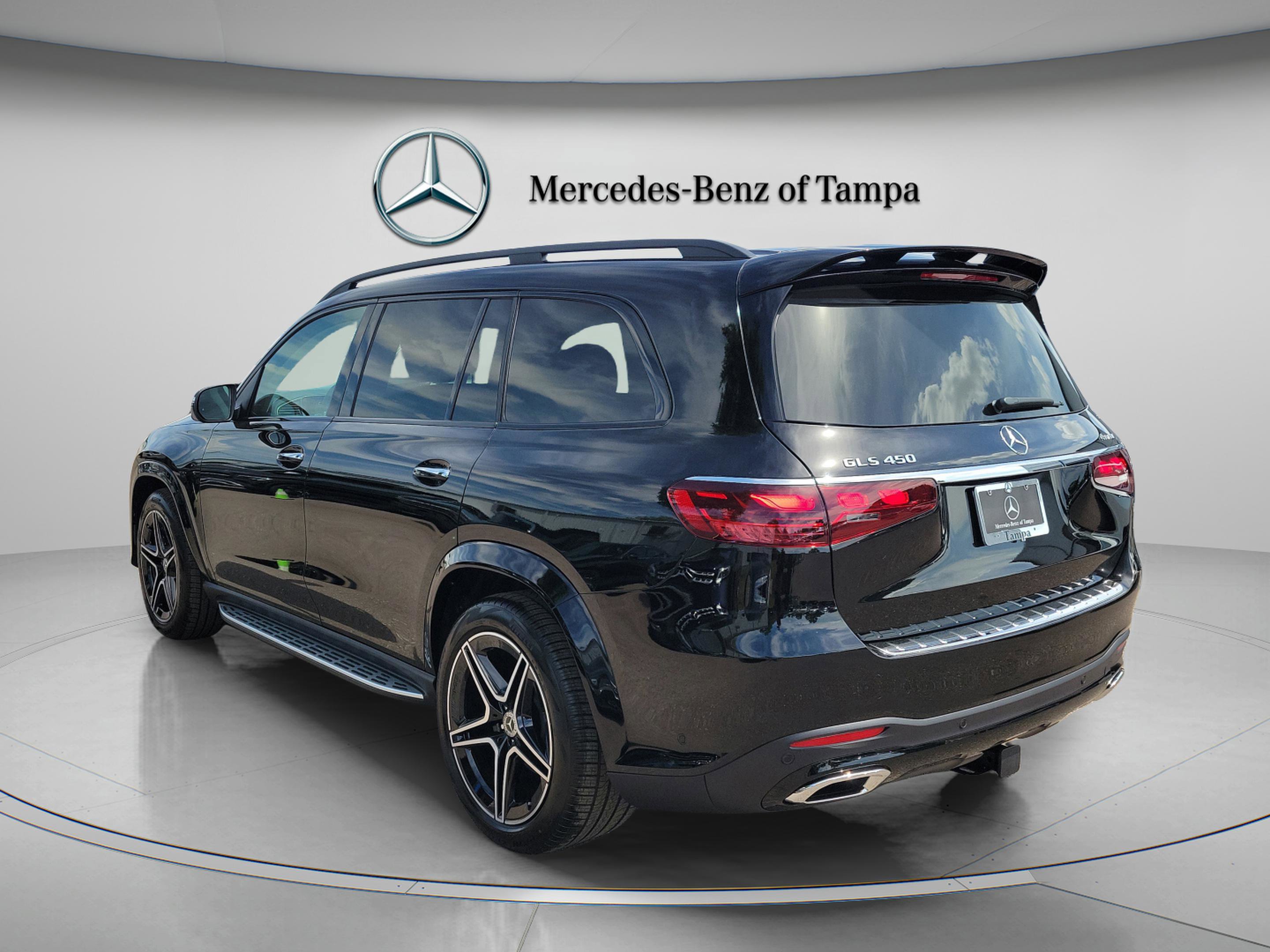 New 2026 Mercedes-Benz GLS 450 4MATIC image 2