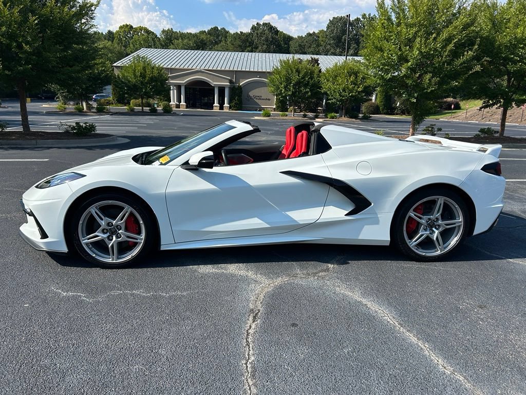 Used 2024 Chevrolet Corvette Stingray Preferred Conv w/ Z51 Performance Package RWD image 25