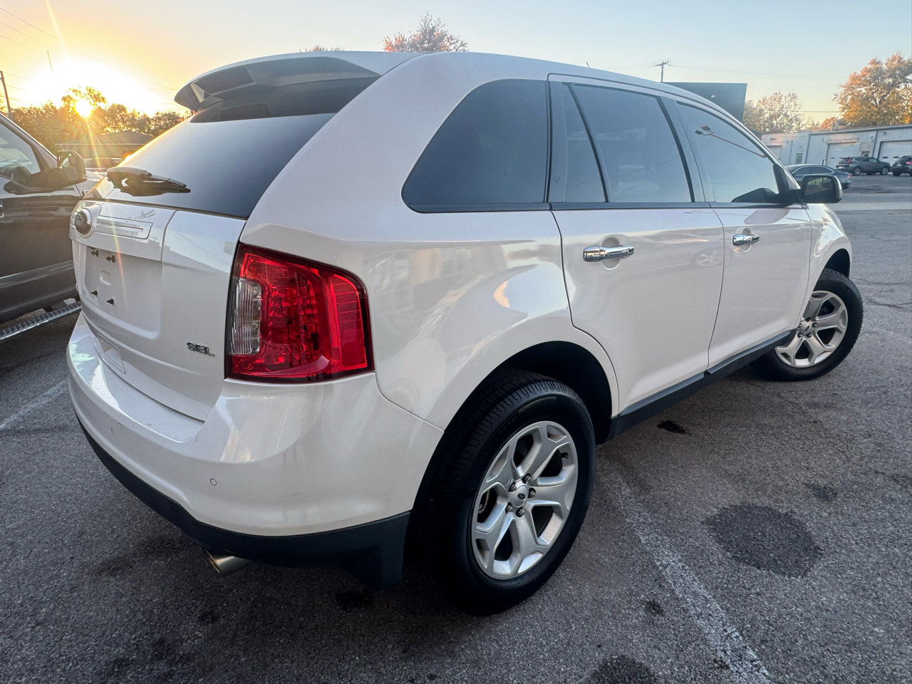 Used 2011 Ford Edge SEL w/ 201A Rapid Spec Order Code image 6