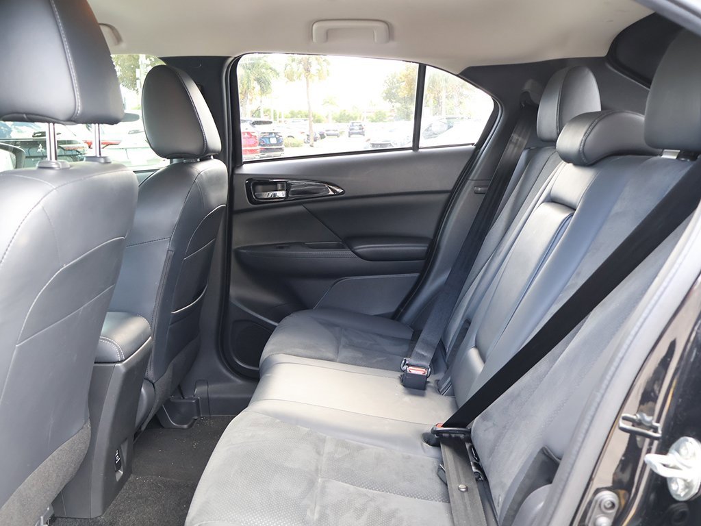 Used 2023 Mitsubishi Eclipse Cross SE image 31