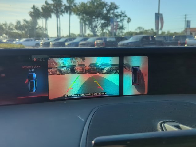 Used 2024 Lincoln Nautilus Premier w/ Jet Appearance Package image 20