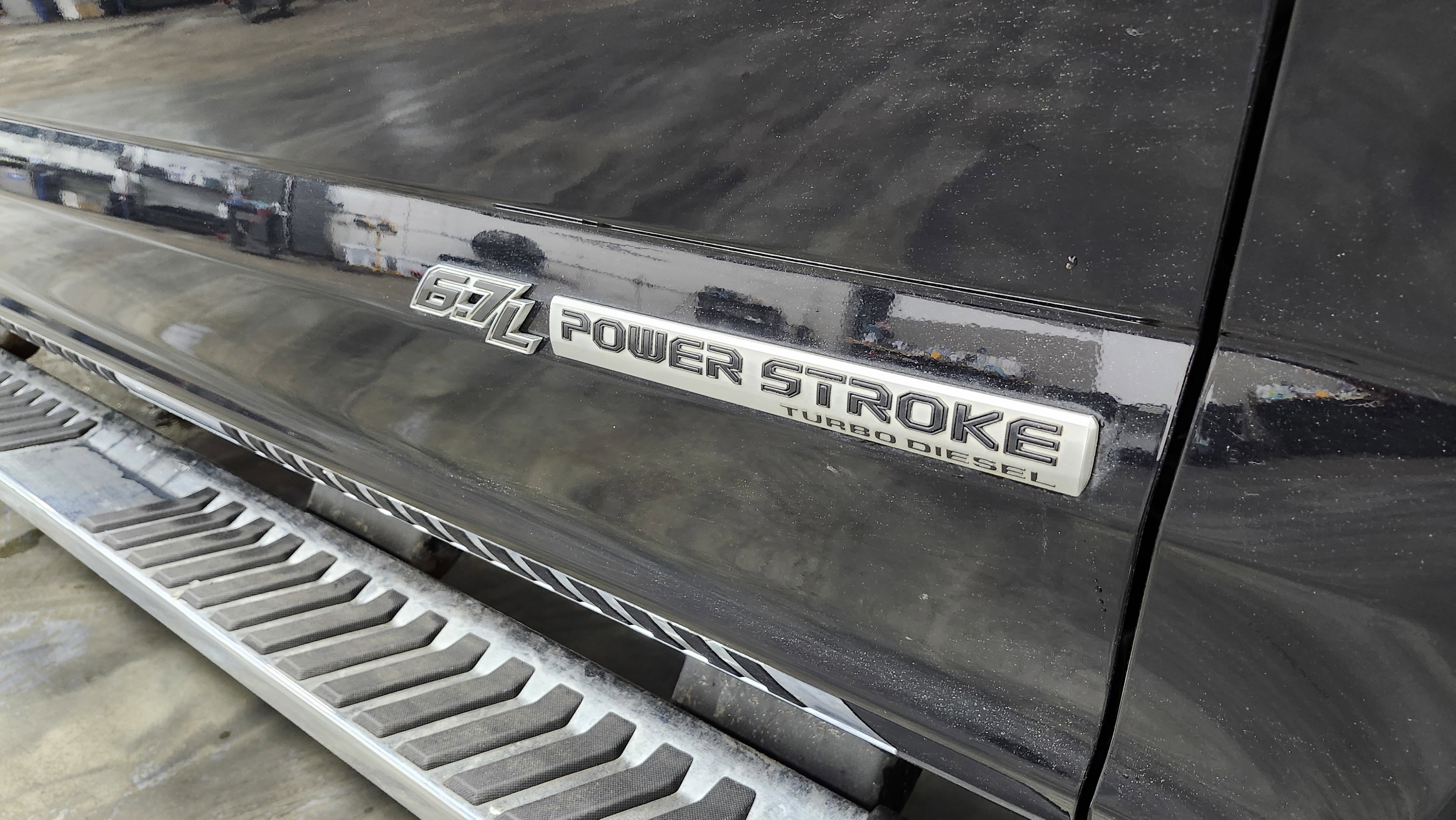 Used 2019 Ford F350 XLT w/ XLT Premium Package image 12