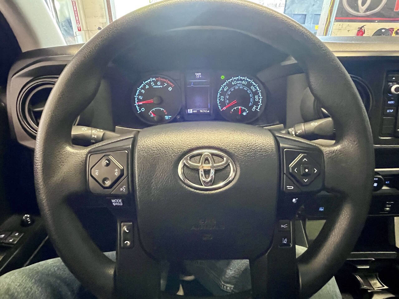 Used 2019 Toyota Tacoma SR image 10