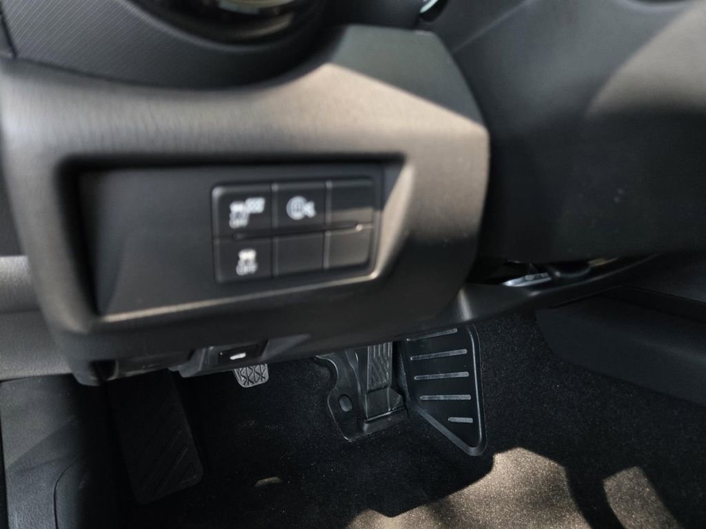 New 2025 MAZDA MX-5 Miata RF Club image 15