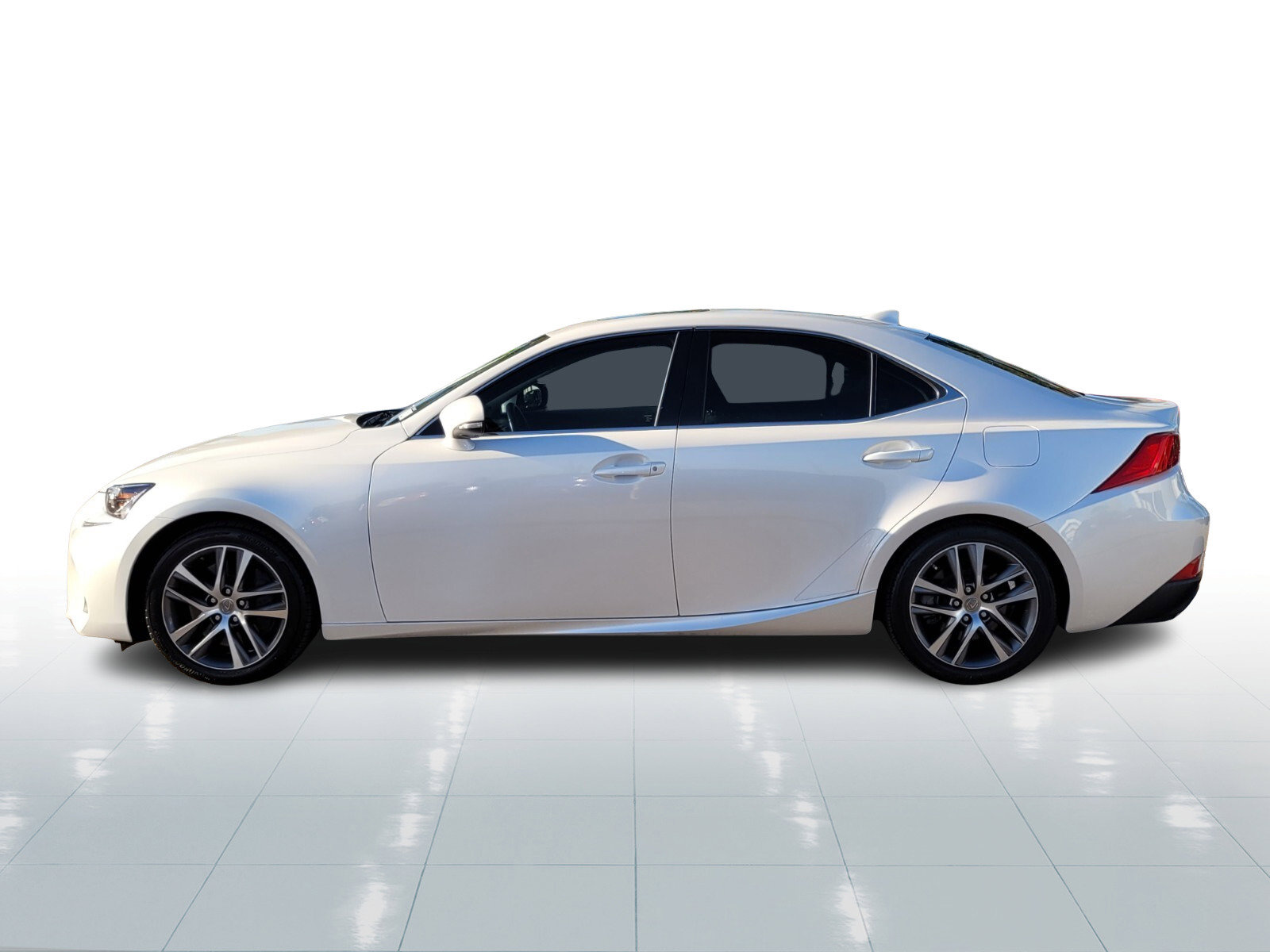 Used 2020 Lexus IS 300 image 3