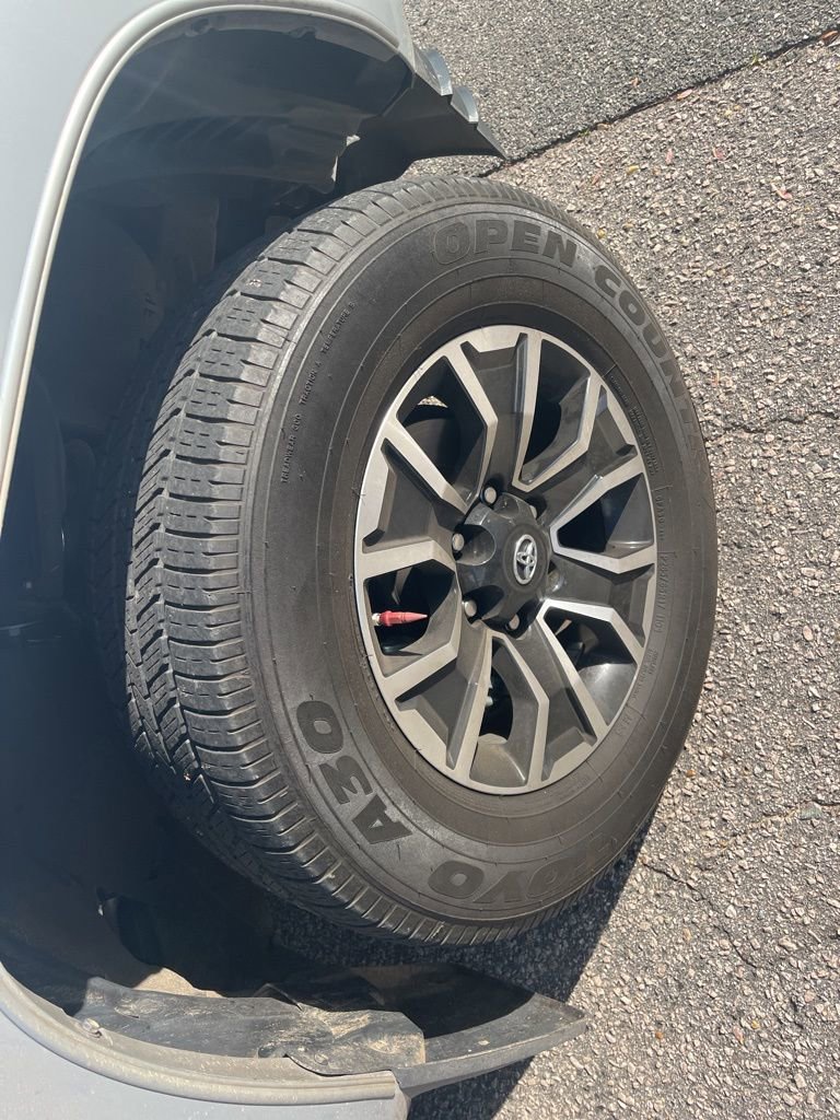 Used 2020 Toyota Tacoma TRD Sport image 11