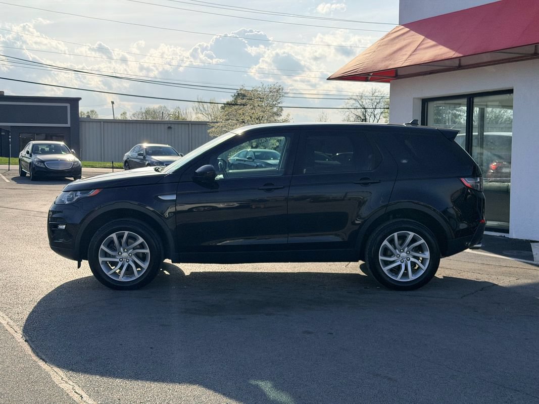 Used 2016 Land Rover Discovery Sport HSE AWD/4WD image 3