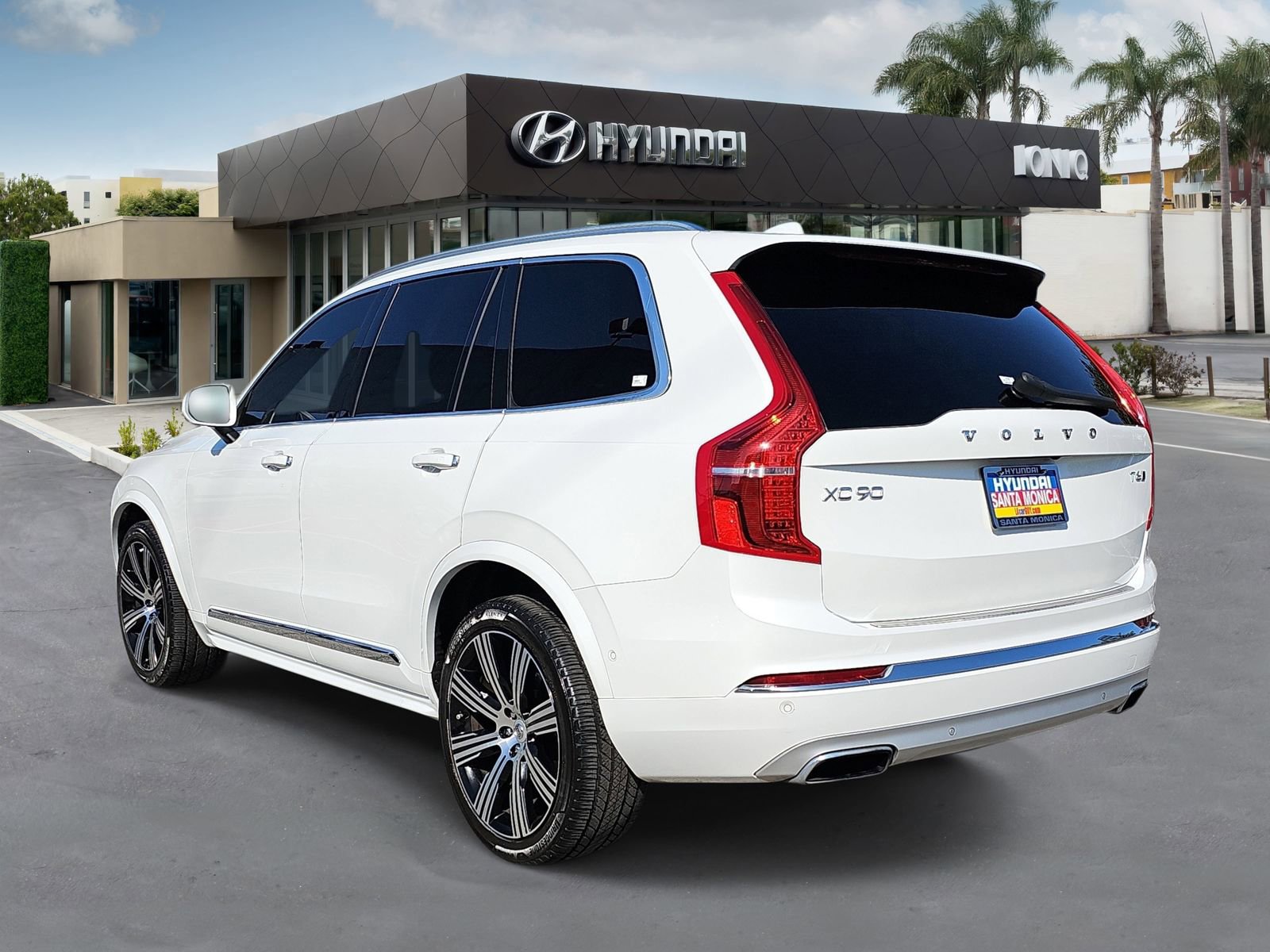 Used 2021 Volvo XC90 T6 Inscription w/ Advanced Package AWD/4WD image 5