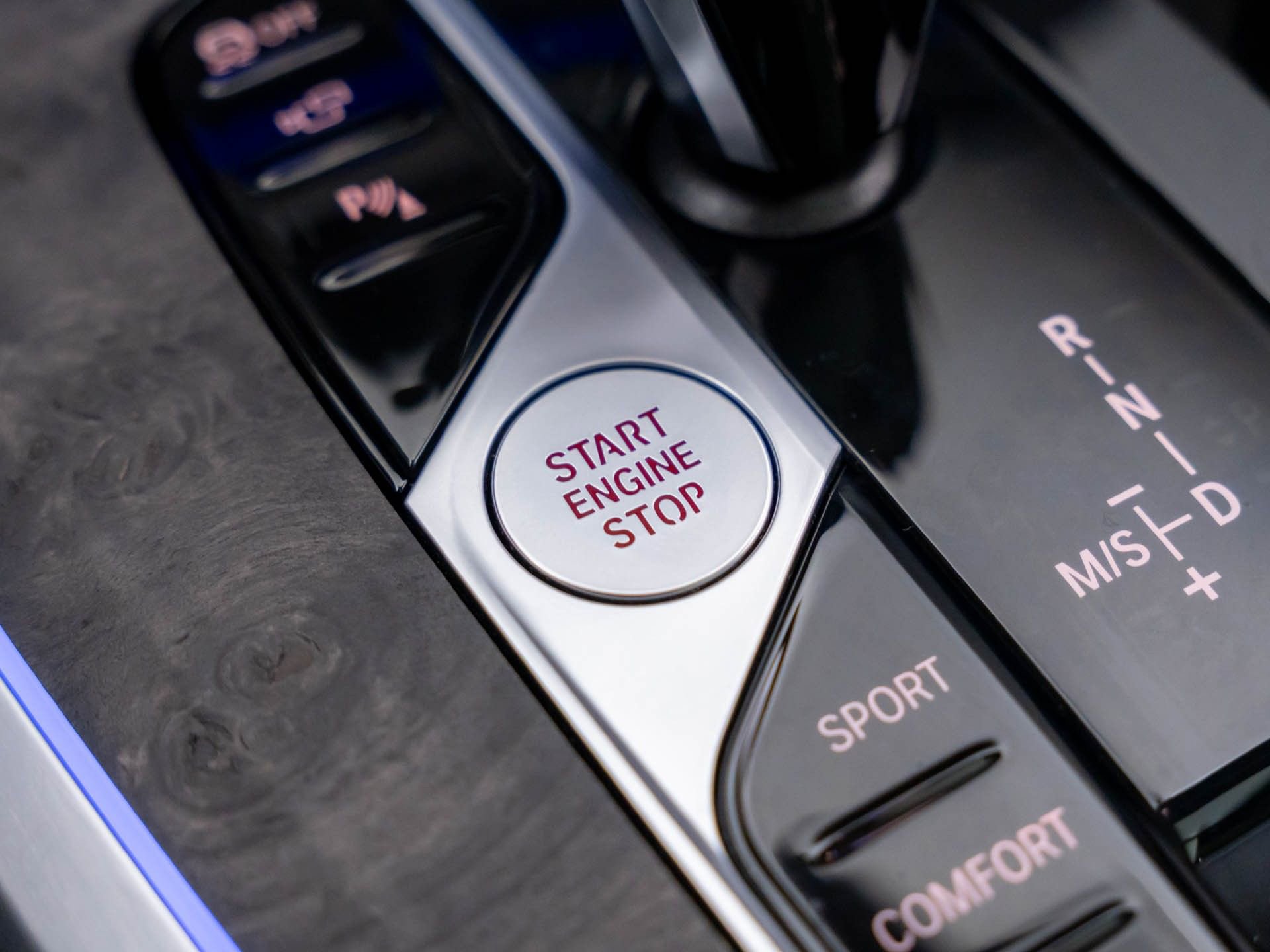 Certified 2023 BMW X5 xDrive40i w/ M Sport Package AWD/4WD image 21