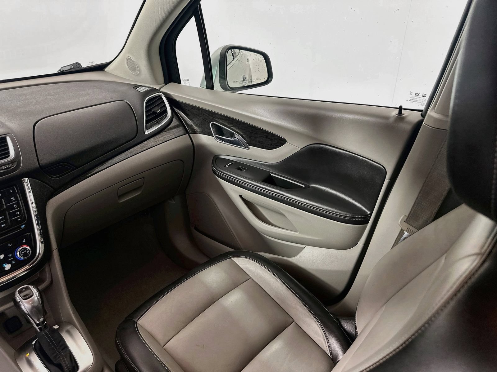 Used 2015 Buick Encore Leather FWD image 23