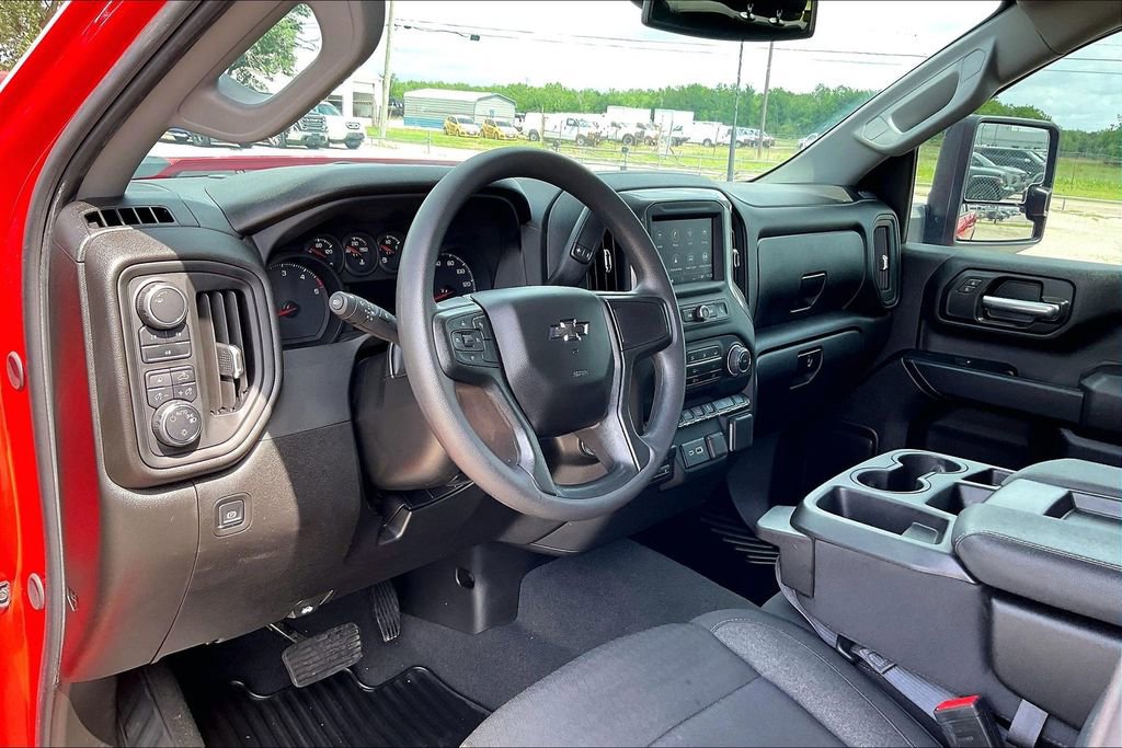 Used 2025 Chevrolet Silverado 2500 Custom w/ Custom Value Package AWD/4WD image 14