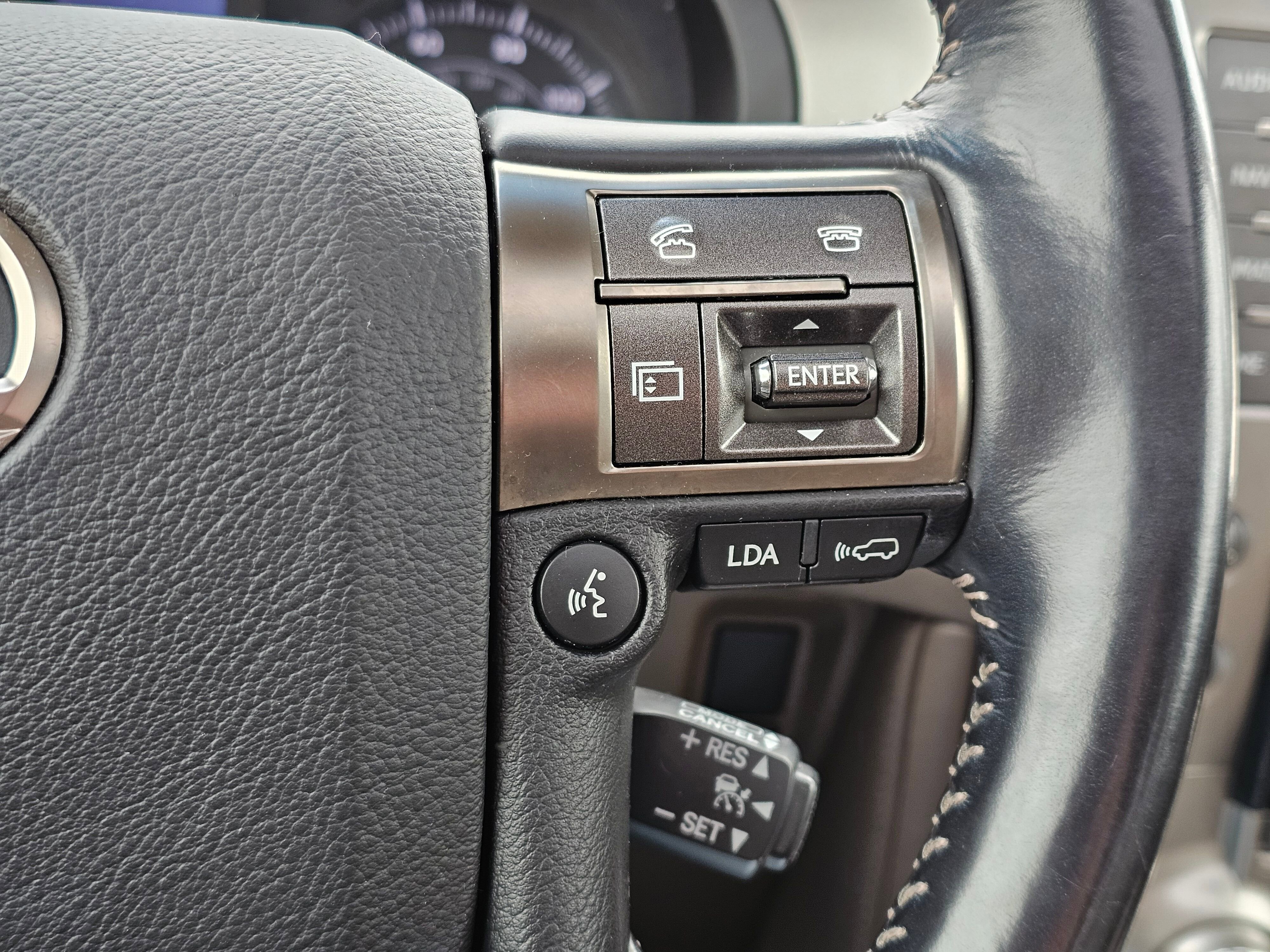 Used 2017 Lexus GX 460 Luxury image 32