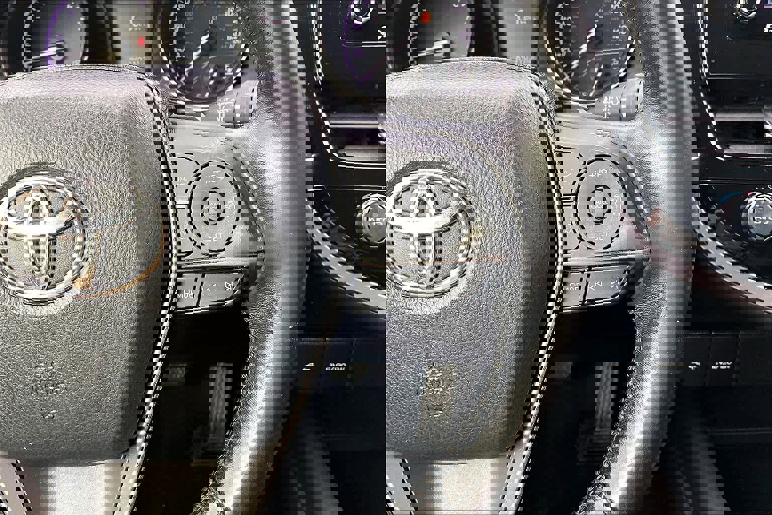 Certified 2021 Toyota Camry SE w/ Convenience Package image 51