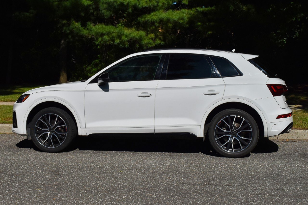 Used 2023 Audi SQ5 Premium Plus w/ Premium Plus Package AWD/4WD image 4
