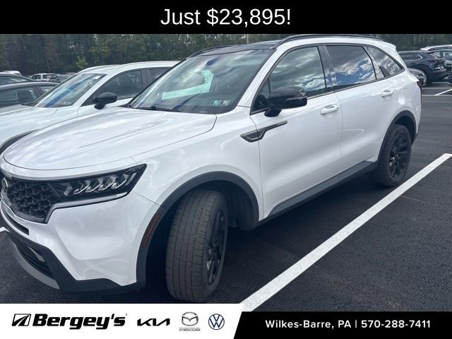 Used 2021 Kia Sorento S w/ Panoramic Sunroof Package