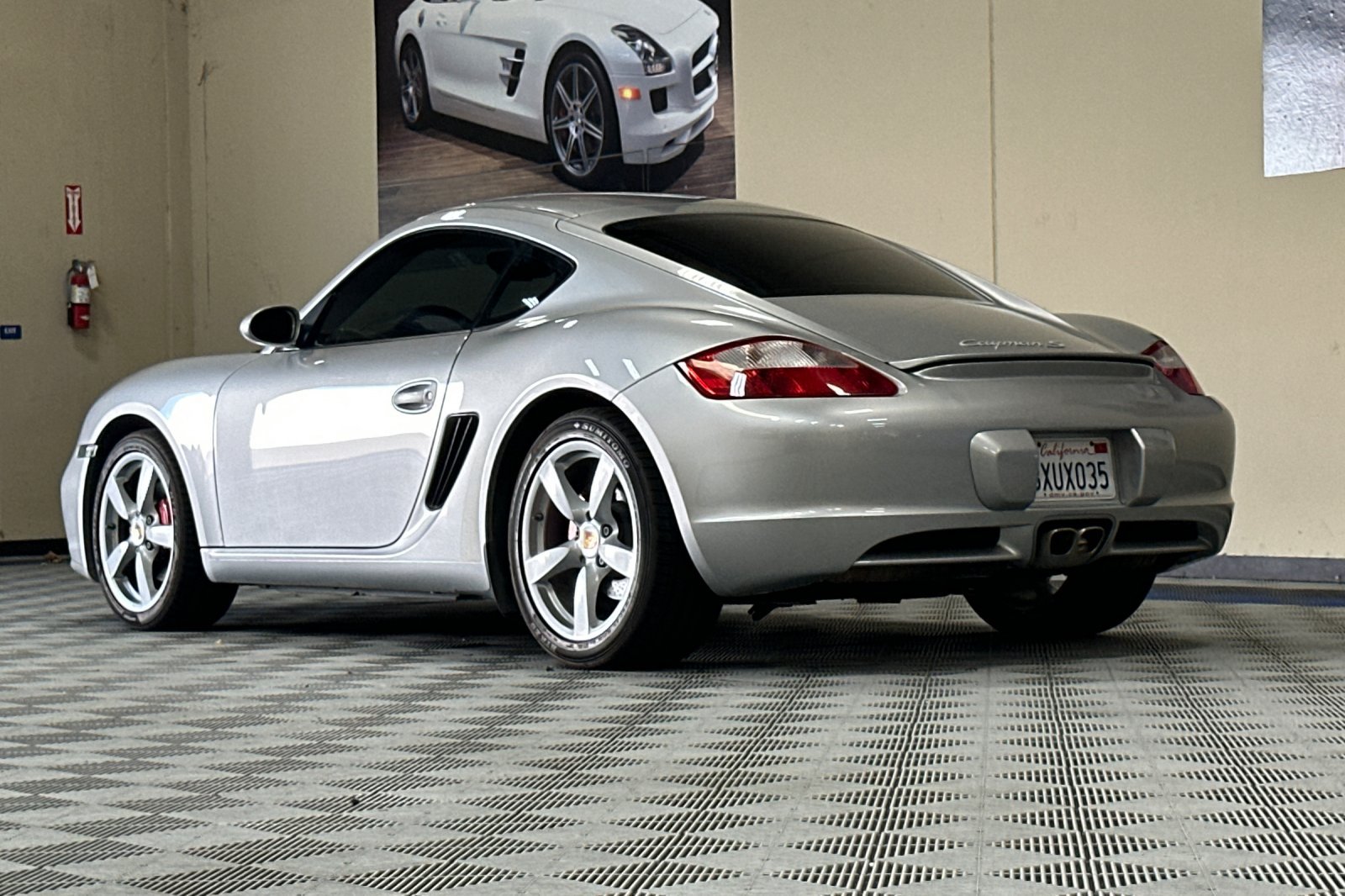 Used 2007 Porsche Cayman S RWD image 6