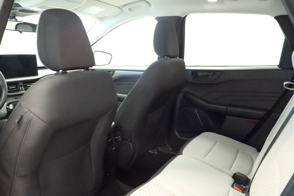 Used 2024 Ford Escape Active w/ Tech Pack #1 AWD/4WD image 24