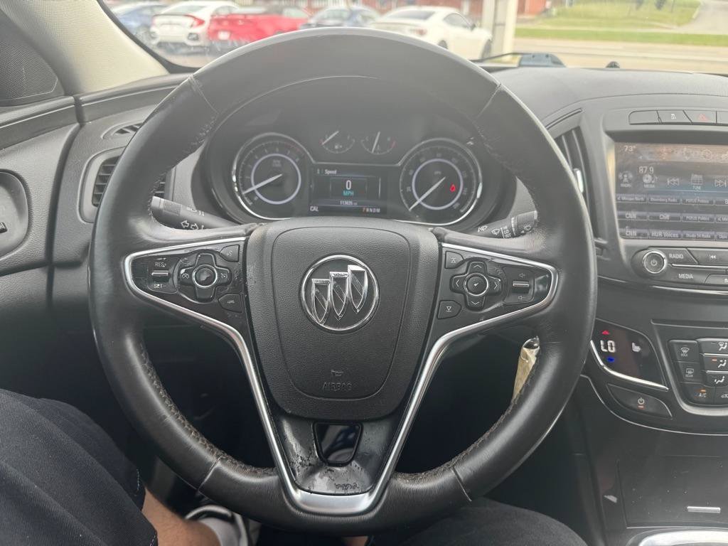 Used 2017 Buick Regal Sport Touring FWD image 12