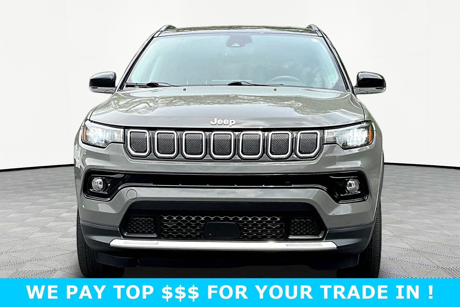 Used 2022 Jeep Compass Limited AWD/4WD image 2