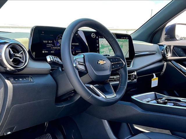 New 2027 Chevrolet Equinox LT w/ Convenience Package II AWD/4WD image 8